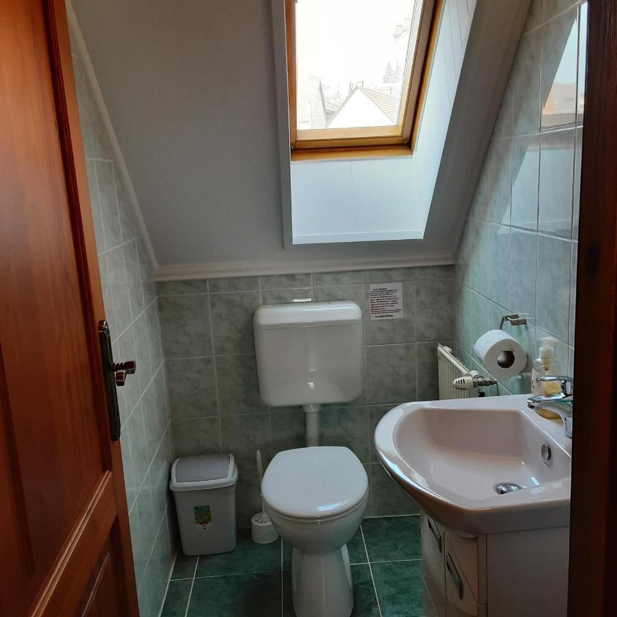 Jazmin Apartman Тихань Екстер'єр фото